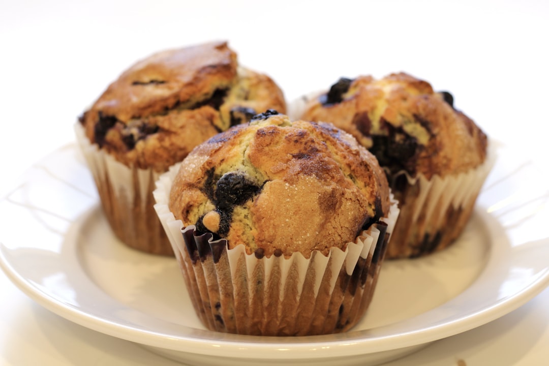 Muffins keto aux myrtilles moelleux