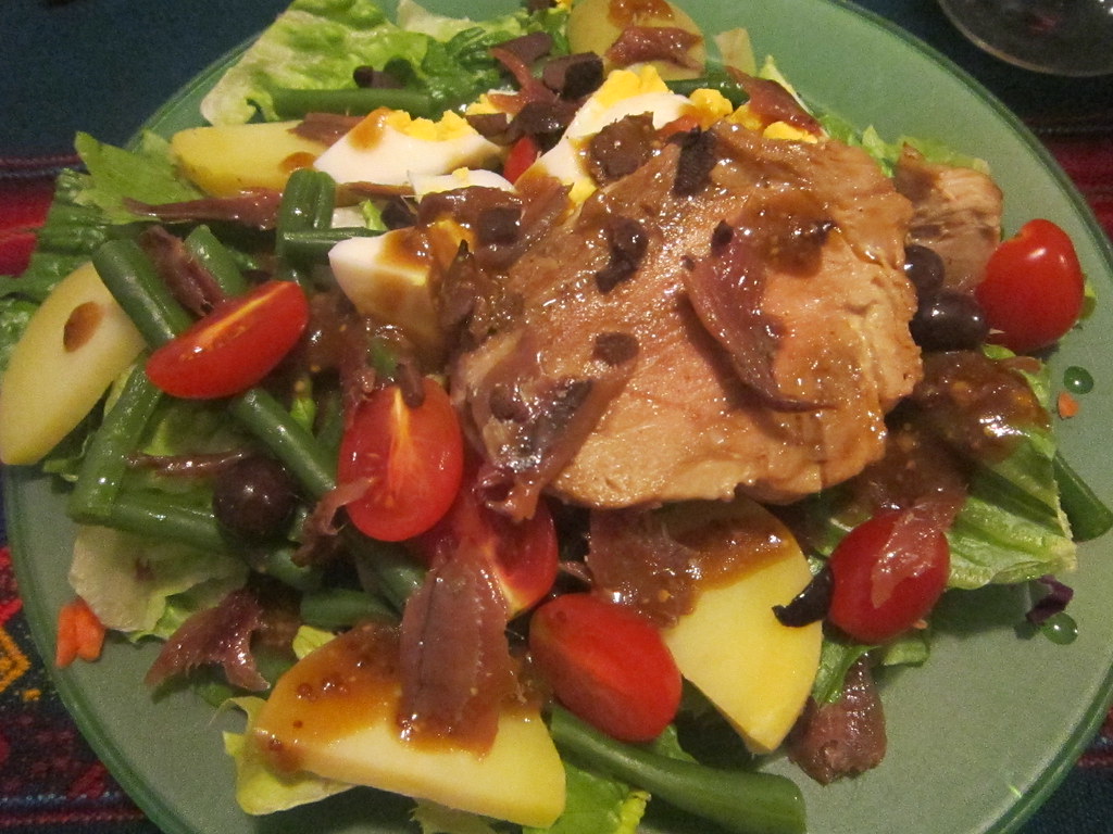 Salade Niçoise keto traditionnelle
