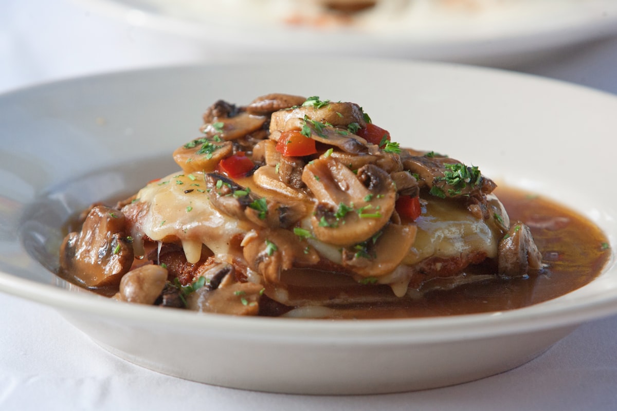 Escalope de Veau à la Crème et Champignons Keto